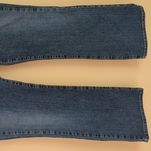 12 Levi's 515 Nouveau Boot Cut Denim Jeans Bootcut Blue Casual Basic - Picture 5 of 16